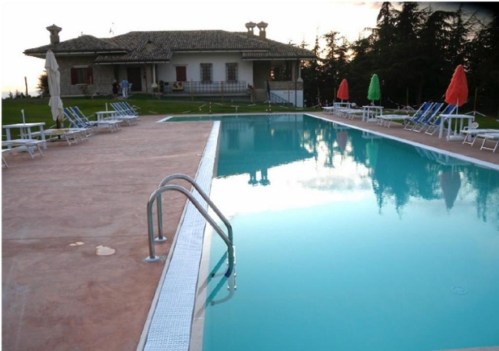 Agriturismo Ca Mignone 우르비노 객실 사진